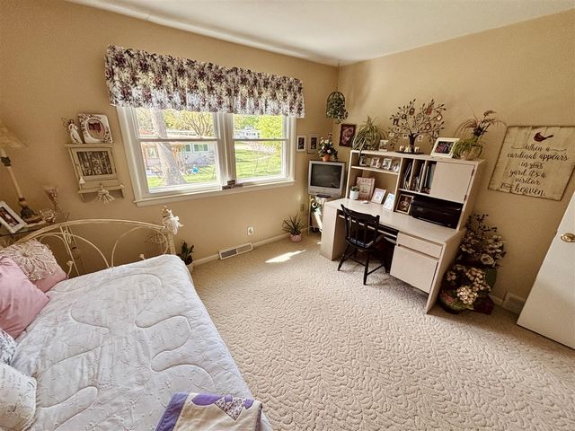 392 Eastmoor Avenue, Grand Rapids, MI 49546