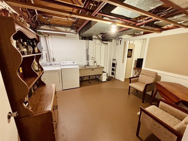 392 Eastmoor Avenue, Grand Rapids, MI 49546