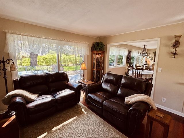 392 Eastmoor Avenue, Grand Rapids, MI 49546