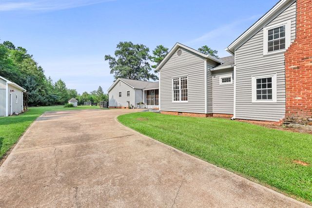 7525 Luthersville Road, Gay, GA 30218