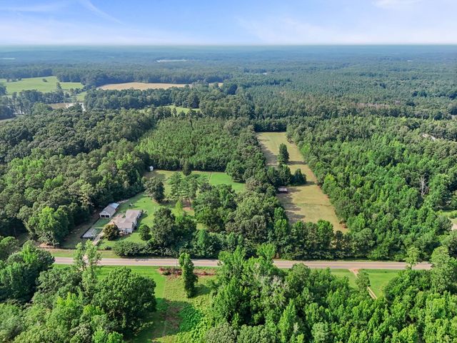 7525 Luthersville Road, Gay, GA 30218