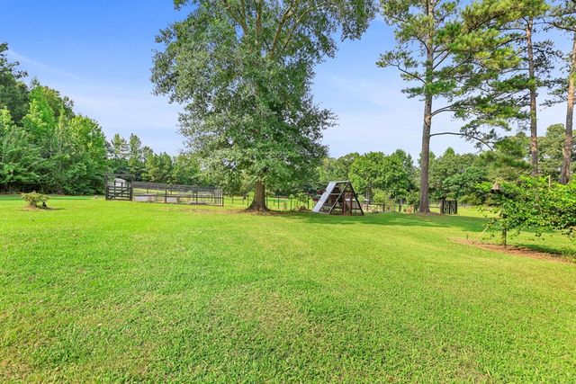 7525 Luthersville Road, Gay, GA 30218