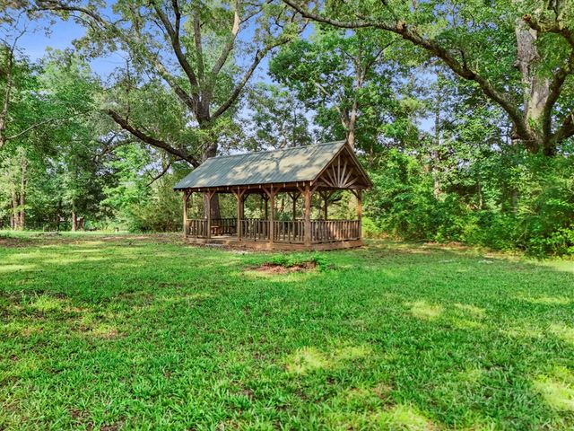 7525 Luthersville Road, Gay, GA 30218