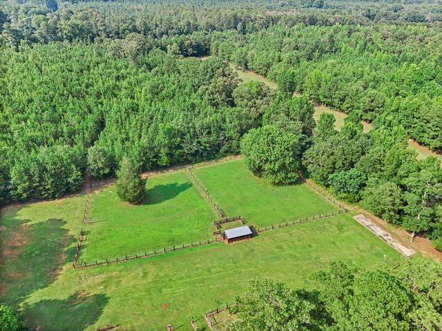 7525 Luthersville Road, Gay, GA 30218