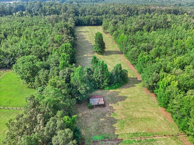 7525 Luthersville Road, Gay, GA 30218