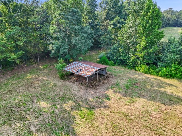 7525 Luthersville Road, Gay, GA 30218