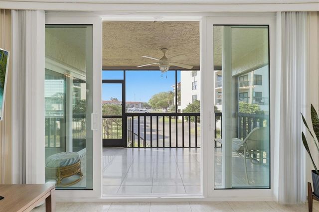 1805 MARINER DRIVE 55, Tarpon Springs, FL 34689