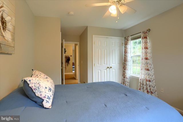 2398 MILL RD, Mechanicsburg, PA 17055