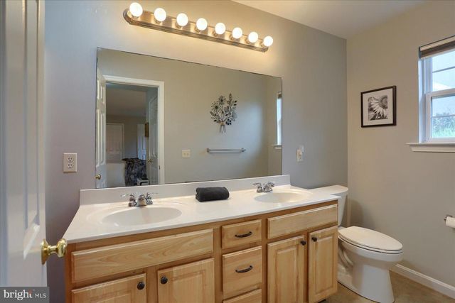 2398 MILL RD, Mechanicsburg, PA 17055