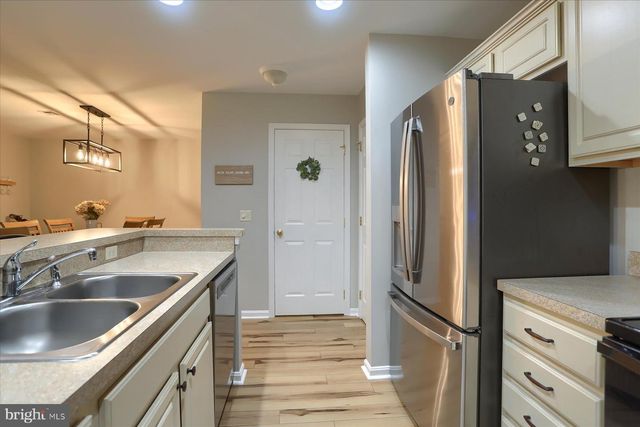 2398 MILL RD, Mechanicsburg, PA 17055