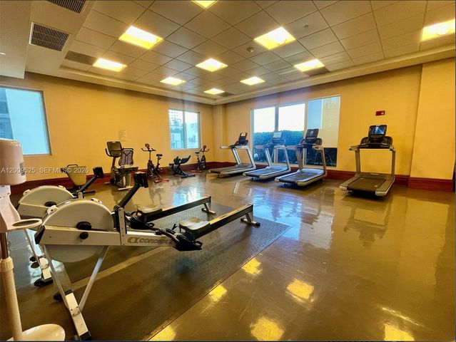 1060 Brickell Ave 3209, Miami, FL 33131