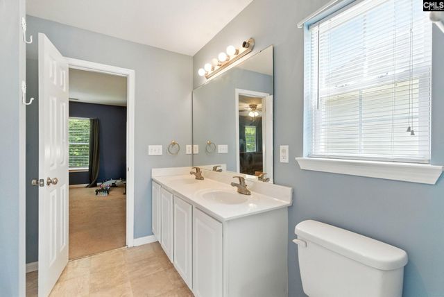 126 Red Pine Dr, Lexington, SC 29073