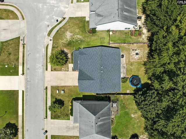 126 Red Pine Dr, Lexington, SC 29073