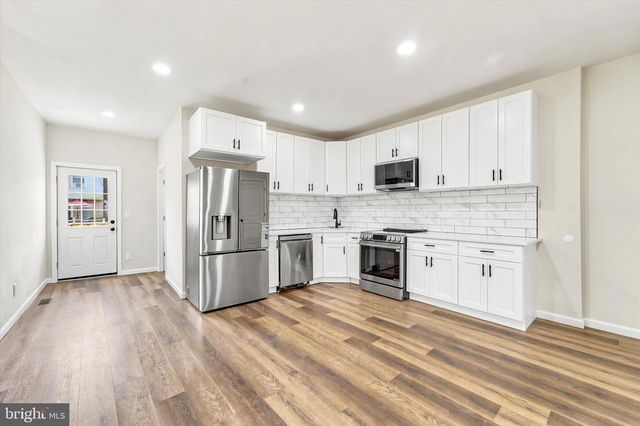 5416 LEBANON AVE, Philadelphia, PA 19131