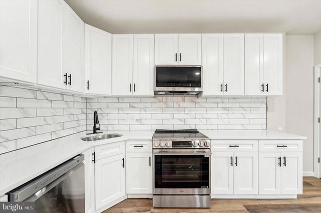 5416 LEBANON AVE, Philadelphia, PA 19131