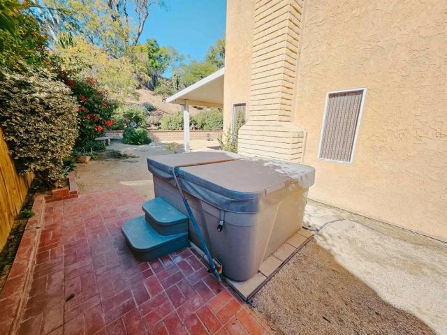 1715 Las Palmas Lane, Escondido, CA 92026