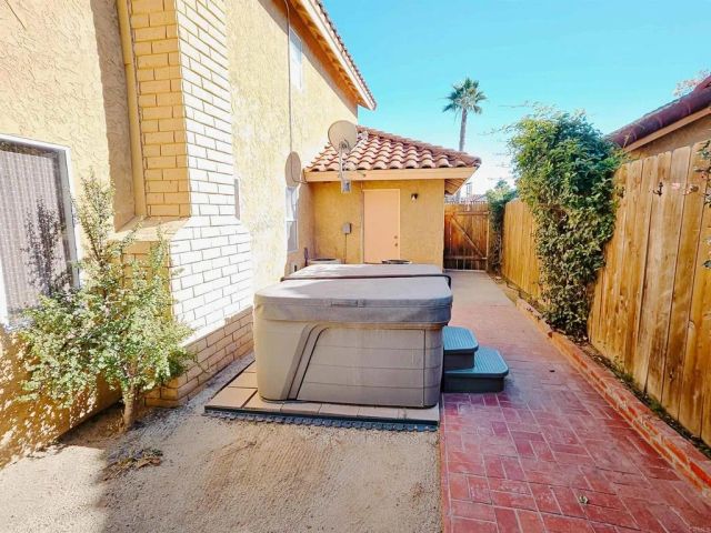 1715 Las Palmas Lane, Escondido, CA 92026