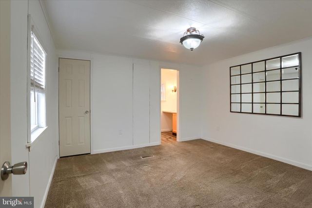 829 PINTAIL DR, Newport, PA 17074