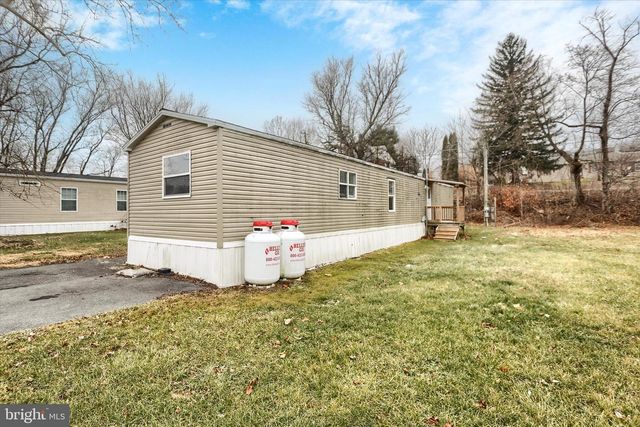 829 PINTAIL DR, Newport, PA 17074