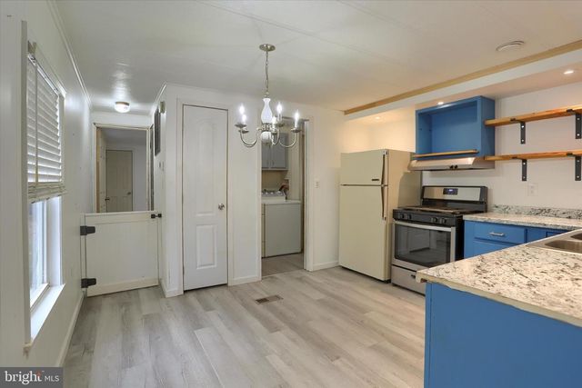 829 PINTAIL DR, Newport, PA 17074