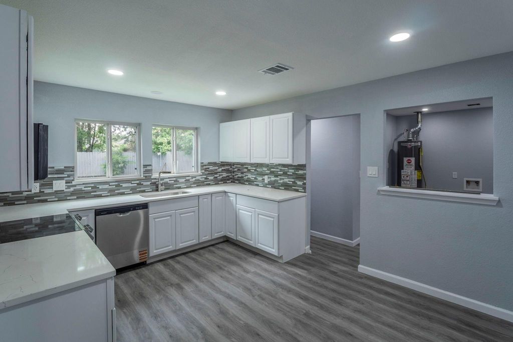 4118 Groton Drive, Houston, TX 77047