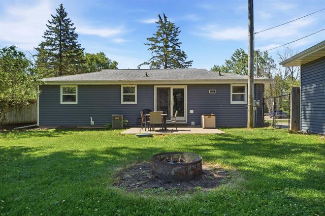 2828 ACORN ROAD, Neenah, WI 54956