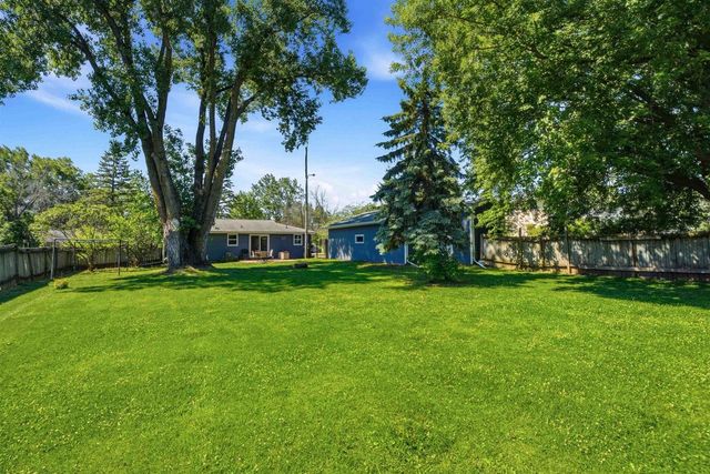 2828 ACORN ROAD, Neenah, WI 54956