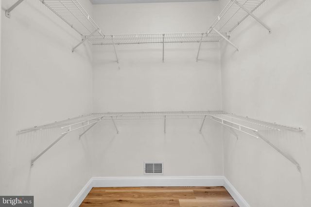 4 QUAIL RD, Barnegat, NJ 08005
