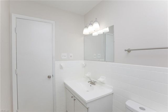 1232 Clydesdale LN, Virginia Beach, VA 23464