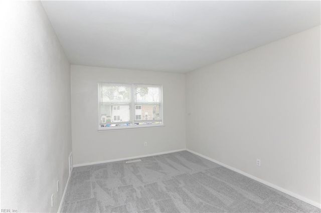 1232 Clydesdale LN, Virginia Beach, VA 23464