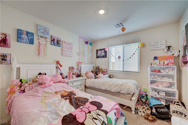 7617 Moore Creek Lane, North Las Vegas, NV 89084