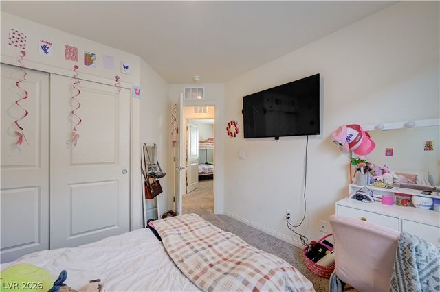 7617 Moore Creek Lane, North Las Vegas, NV 89084
