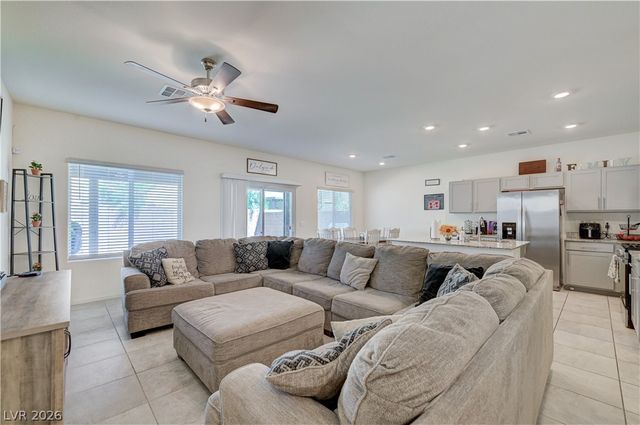 7617 Moore Creek Lane, North Las Vegas, NV 89084