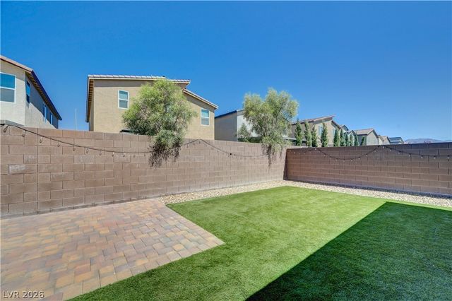 7617 Moore Creek Lane, North Las Vegas, NV 89084