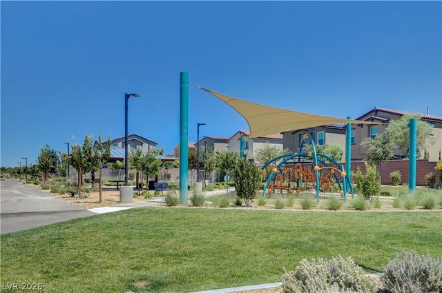 7617 Moore Creek Lane, North Las Vegas, NV 89084