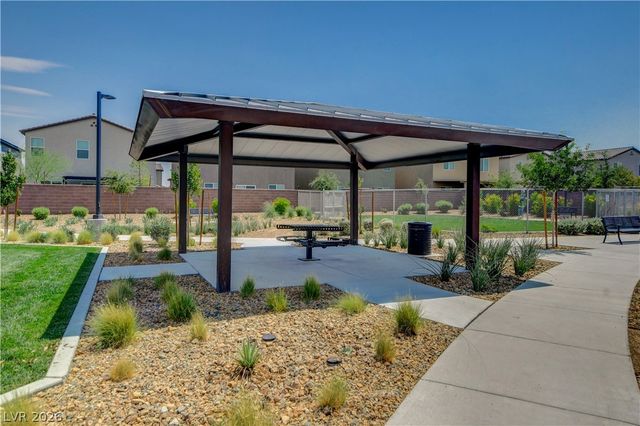 7617 Moore Creek Lane, North Las Vegas, NV 89084