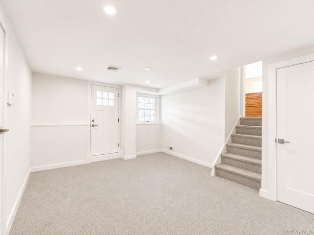 20 Priscilla Lane, Port Chester, NY 10573