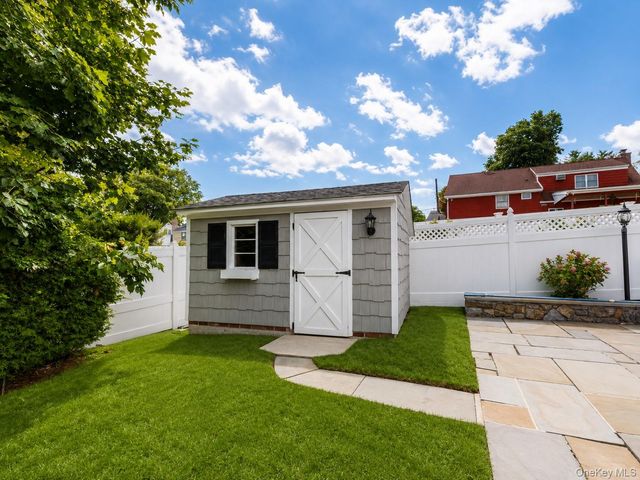 20 Priscilla Lane, Port Chester, NY 10573