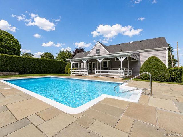 20 Priscilla Lane, Port Chester, NY 10573