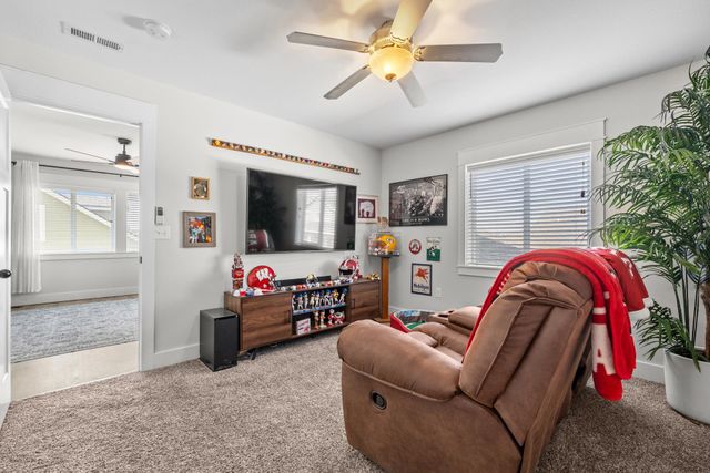 603 Wyatt Street, Williston, ND 58801
