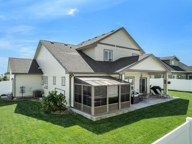 603 Wyatt Street, Williston, ND 58801