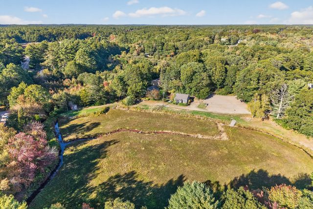 17 Cranberry Lane, East Falmouth, MA 02536