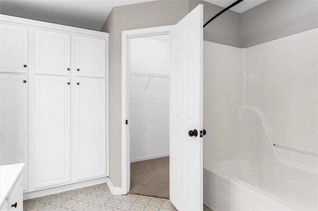 326 Twin Oaks Drive, Monroe, GA 30655