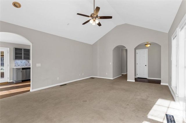 326 Twin Oaks Drive, Monroe, GA 30655