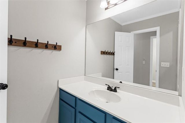 326 Twin Oaks Drive, Monroe, GA 30655