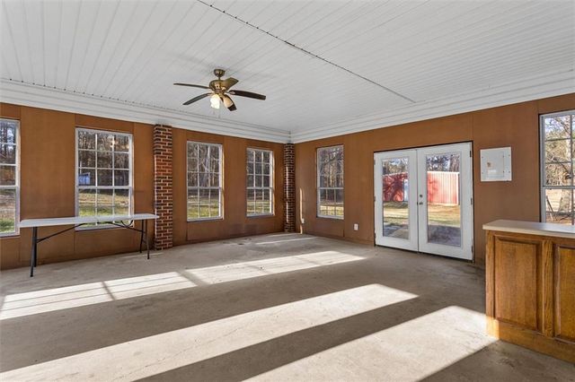 326 Twin Oaks Drive, Monroe, GA 30655