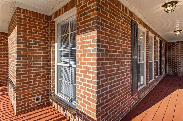 326 Twin Oaks Drive, Monroe, GA 30655