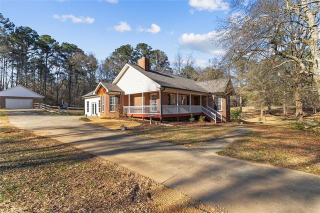 326 Twin Oaks Drive, Monroe, GA 30655