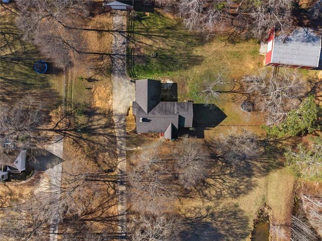 326 Twin Oaks Drive, Monroe, GA 30655