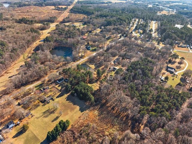 326 Twin Oaks Drive, Monroe, GA 30655